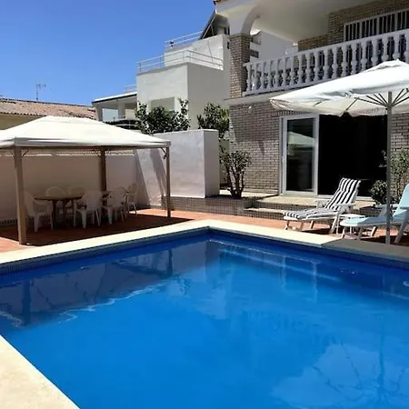 Вилла Detached Pool Villa, Idyllic Setting 450m To